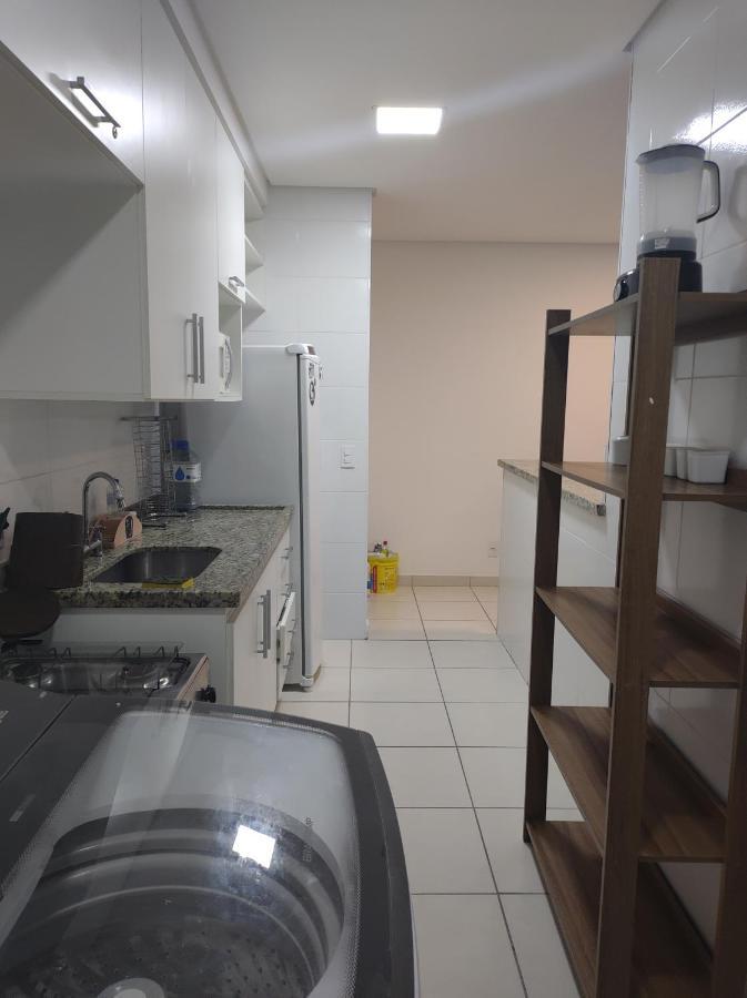 Apartment 500m Da Enseada Varanda E Vaga De Garagem Guaruja