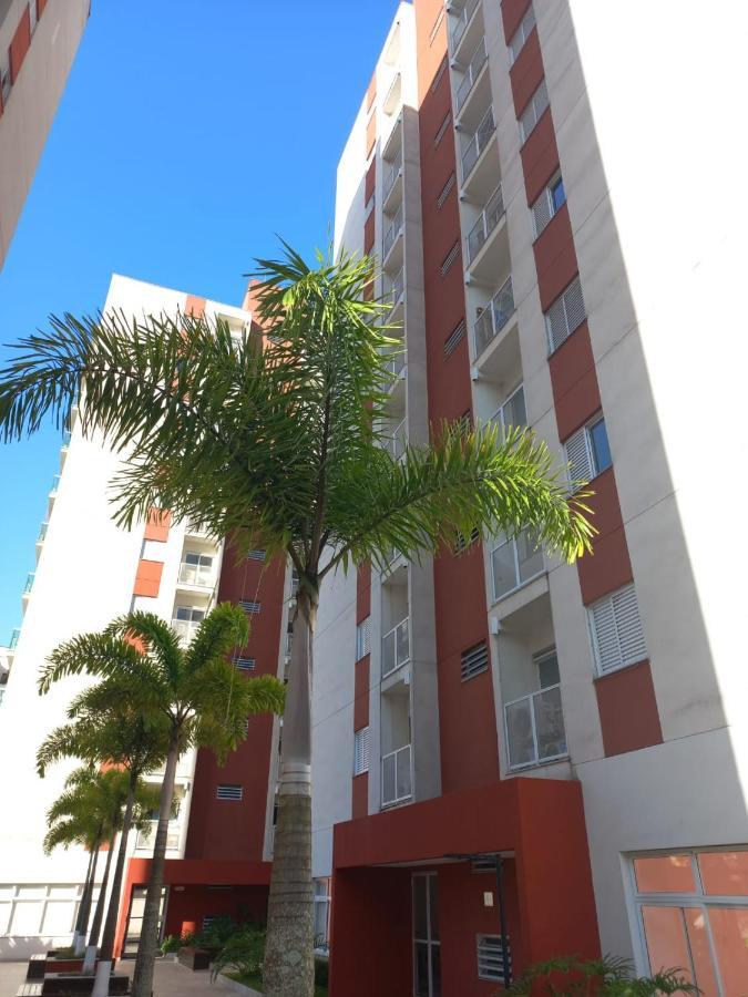 500m Da Enseada Varanda E Vaga De Garagem Apartment *