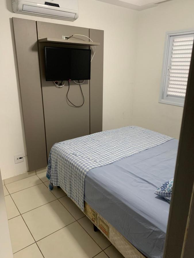 Apartment 500m Da Enseada Varanda E Vaga De Garagem